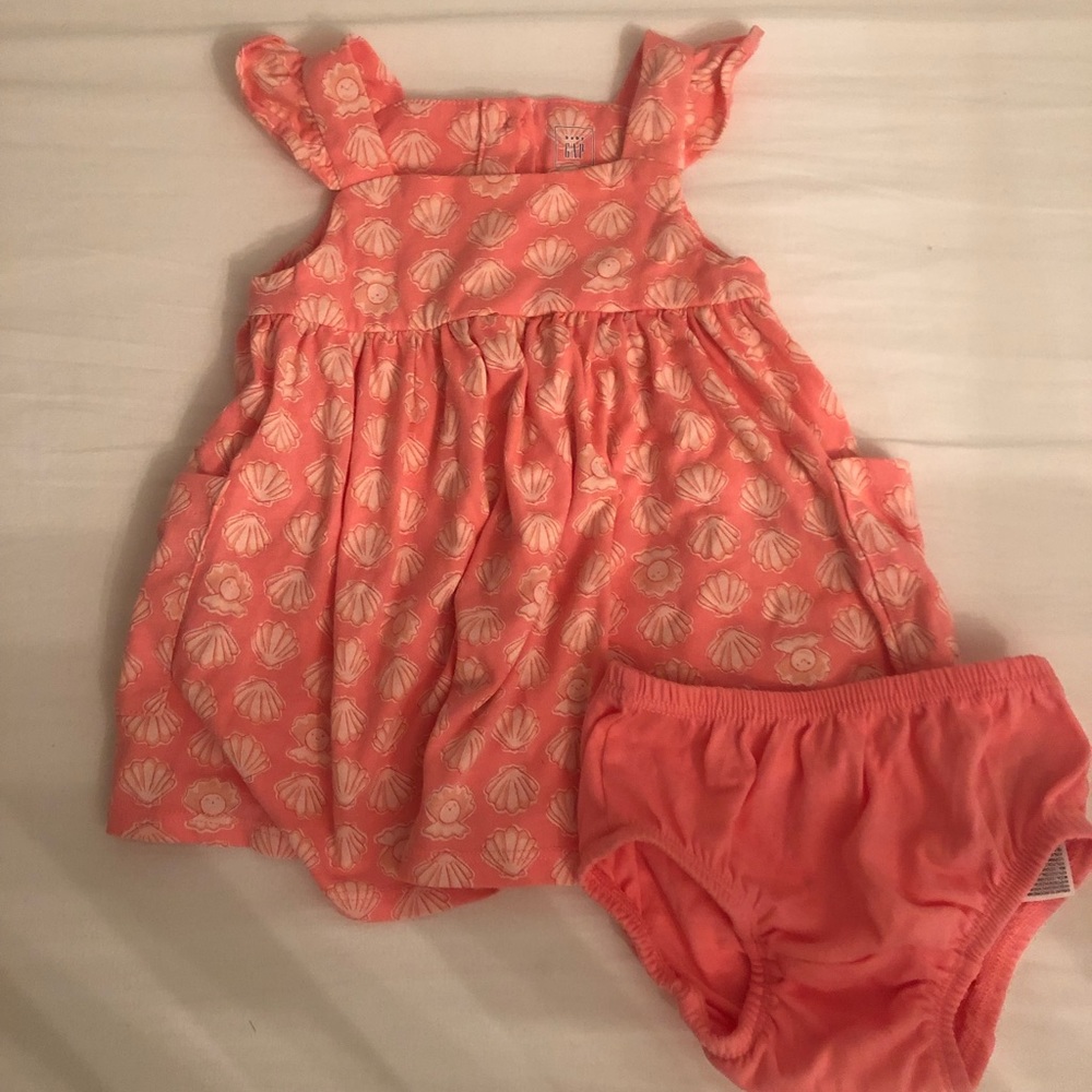 Baby GAP Coral seashell dress with side pockets